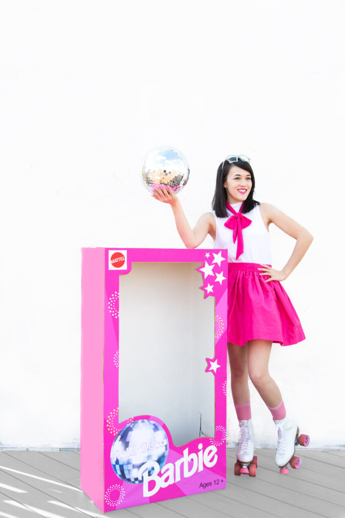 » DIY Roller Disco Barbie Halloween Costume