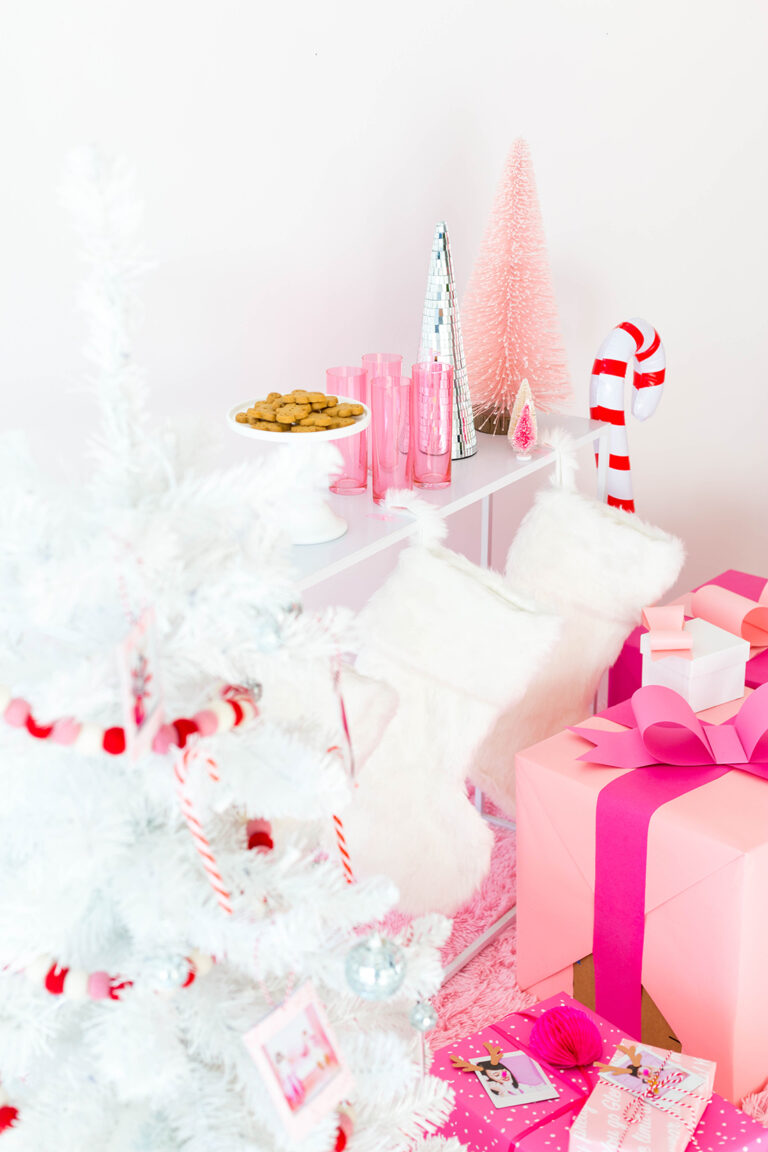 » I’m Dreaming Of A Pink Christmas Party!