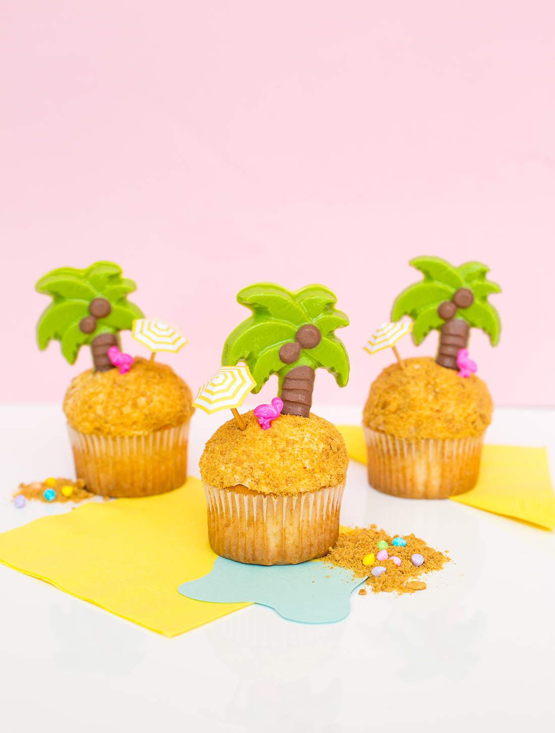 8 Great Luau Party Cakes, Cupcakes & Desserts